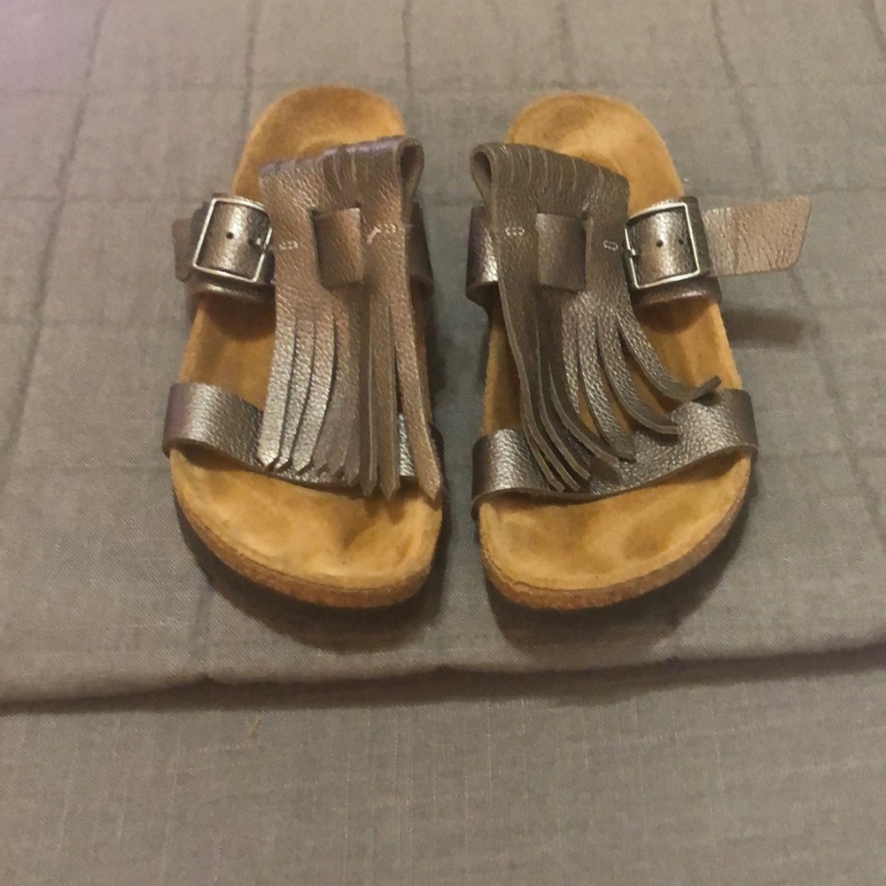 Papillio Birkenstock fringe sandal in Gray/Silver size 37
